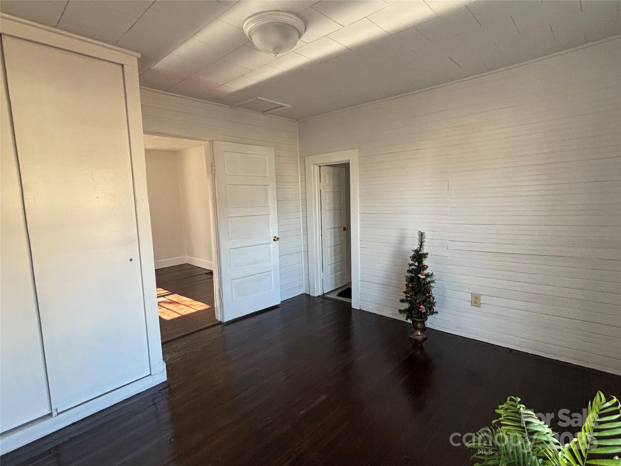 142 26th Street SW Hickory NC 28602
