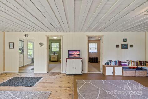 114 Edwards Loop Old Fort NC 28762