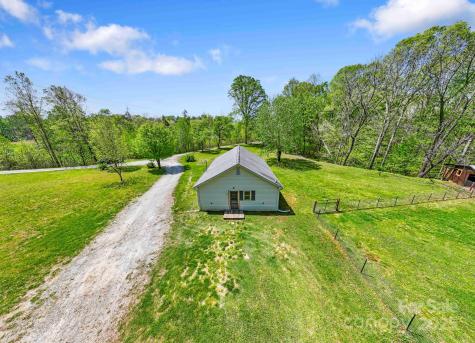 114 Edwards Loop Old Fort NC 28762