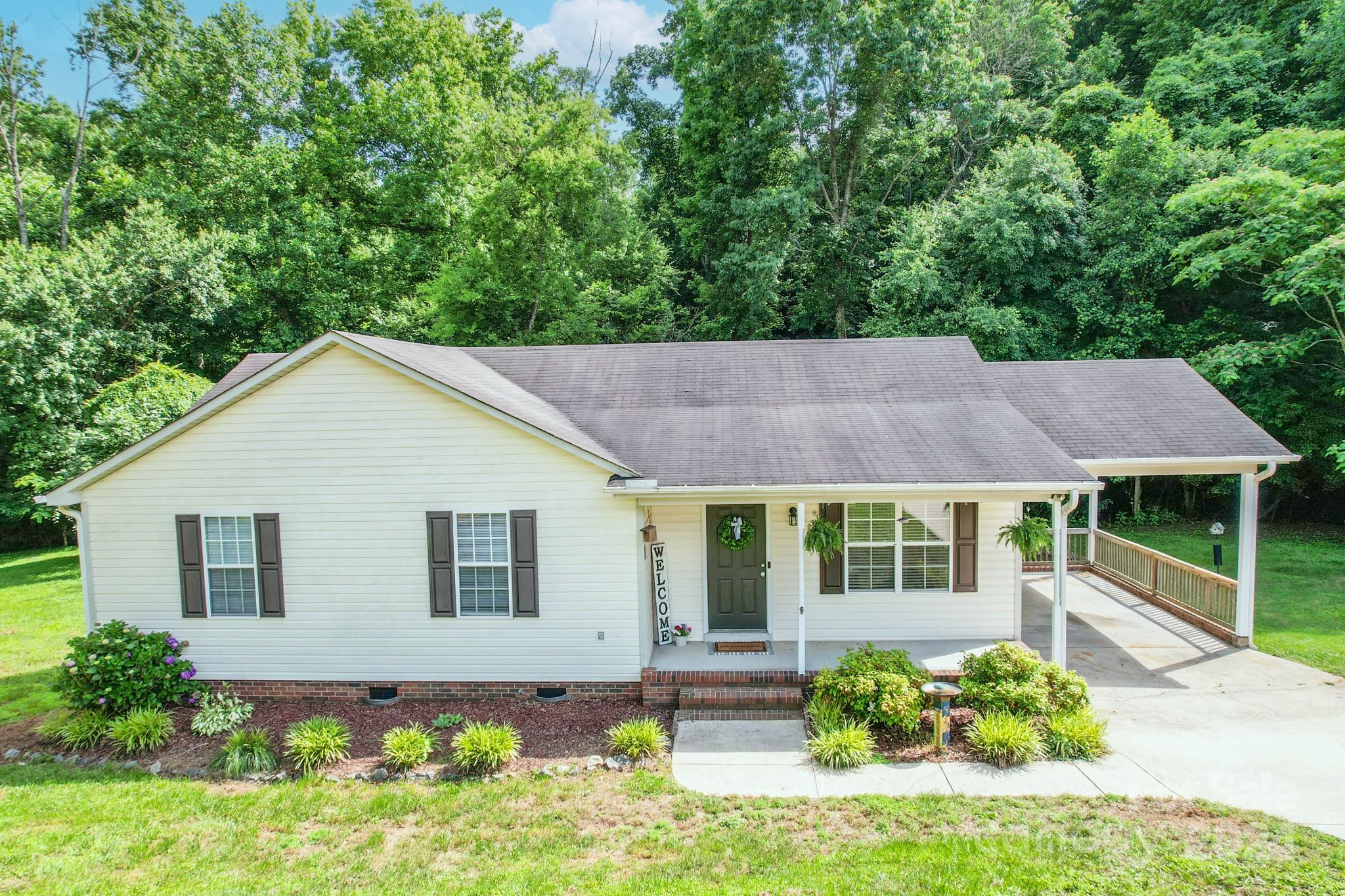 238 Candle Court NW Concord NC 28027