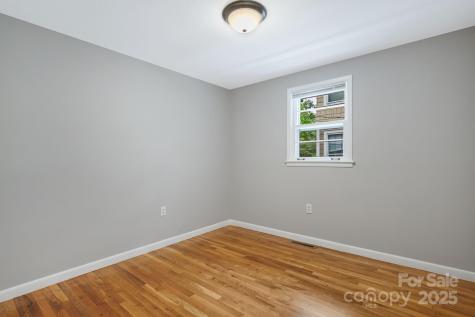 82 Maney Avenue Asheville NC 28804