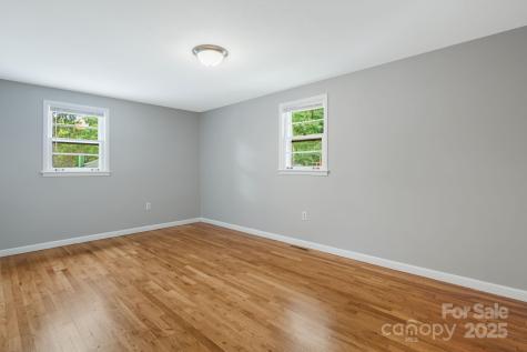 82 Maney Avenue Asheville NC 28804