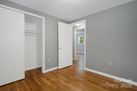 82 Maney Avenue Asheville NC 28804