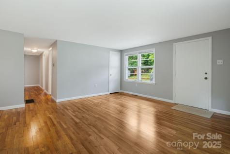 82 Maney Avenue Asheville NC 28804