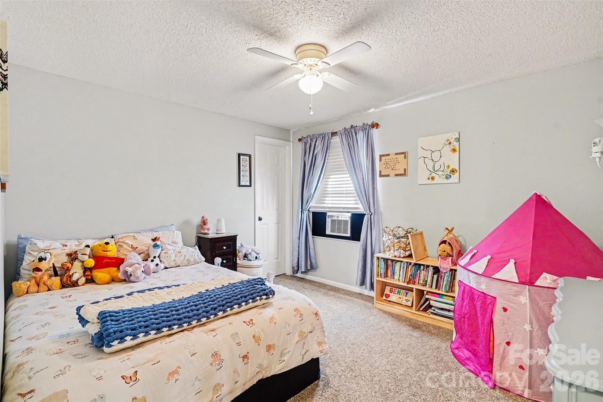 12213 Woodside Falls Road Pineville NC 28134