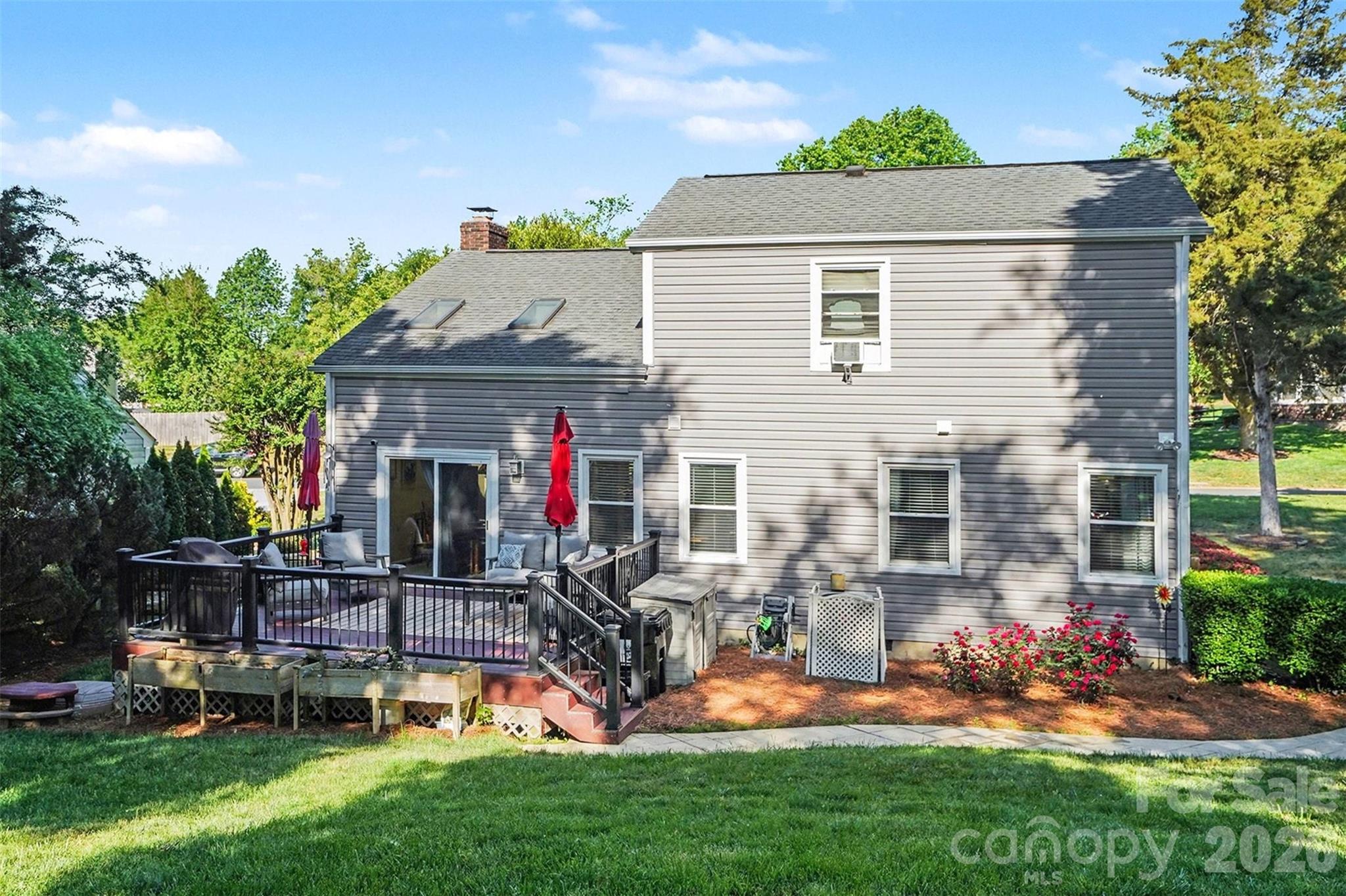 12213 Woodside Falls Road Pineville NC 28134