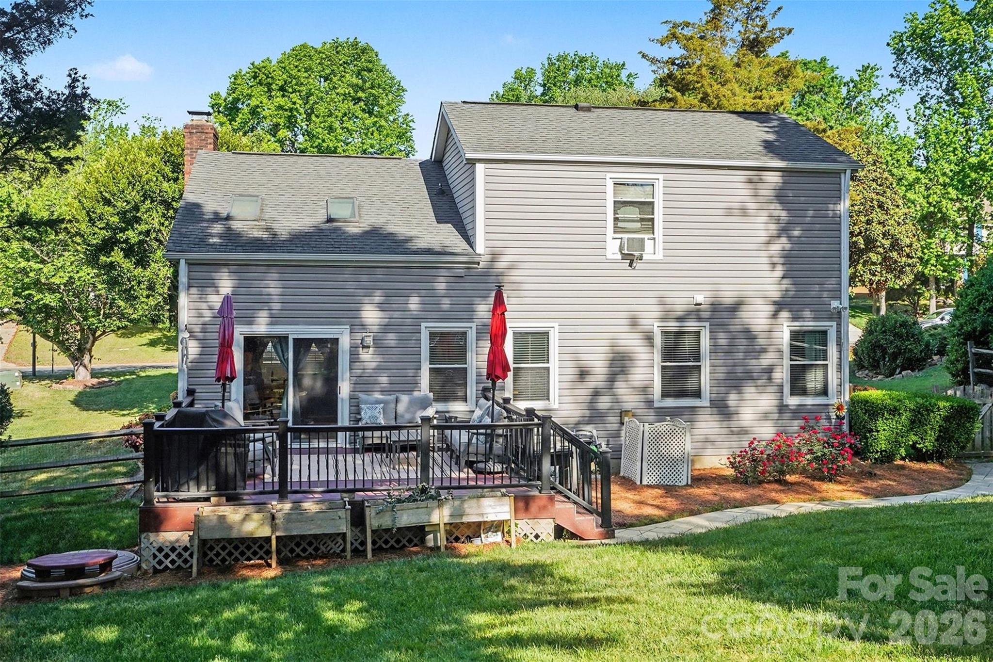 12213 Woodside Falls Road Pineville NC 28134