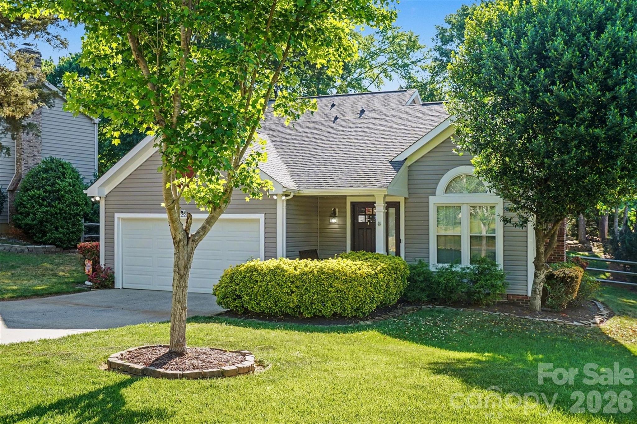 12213 Woodside Falls Road Pineville NC 28134