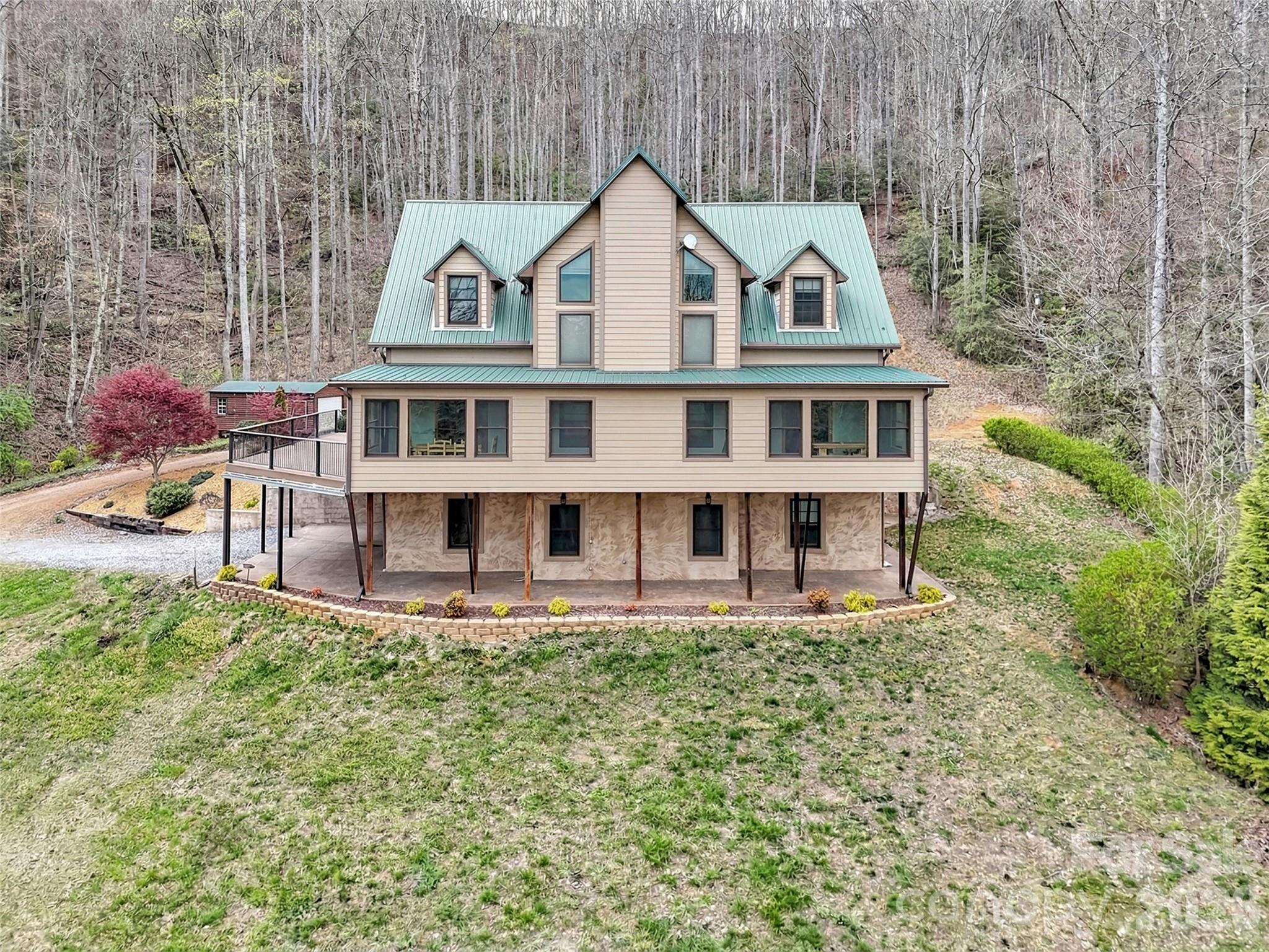 115 Fugitive Run Sylva NC 28779