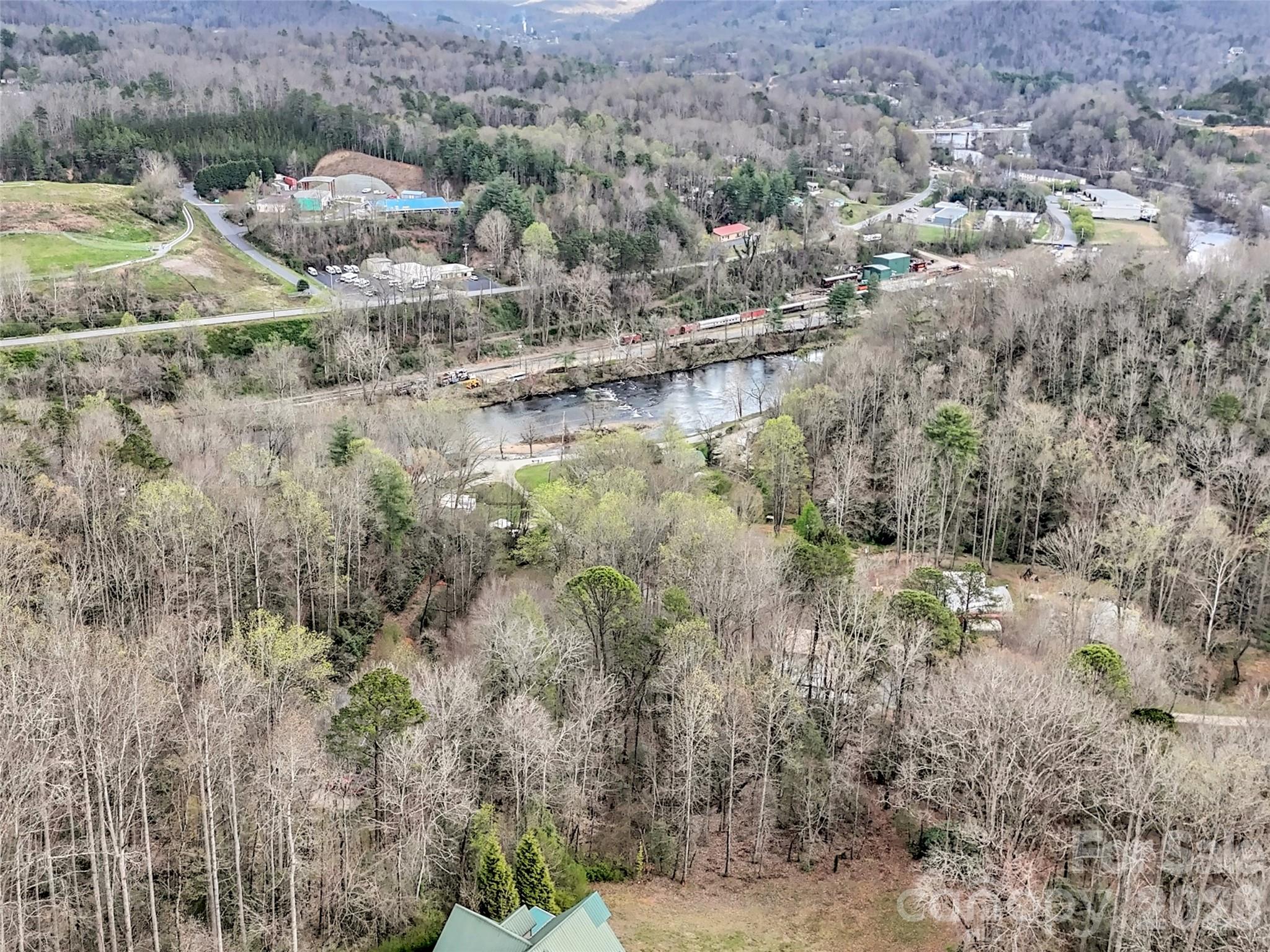 115 Fugitive Run Sylva NC 28779