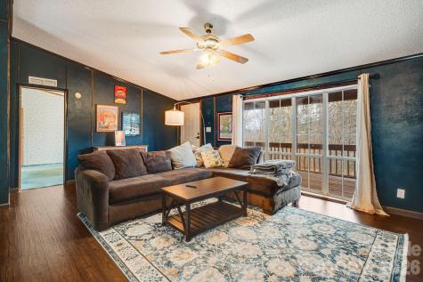 106 Avian Court Brevard NC 28712