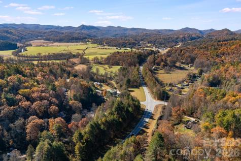 106 Avian Court Brevard NC 28712