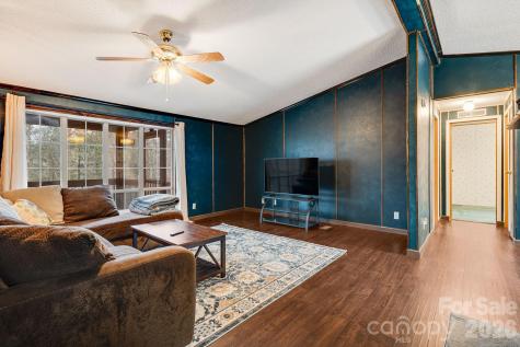 106 Avian Court Brevard NC 28712