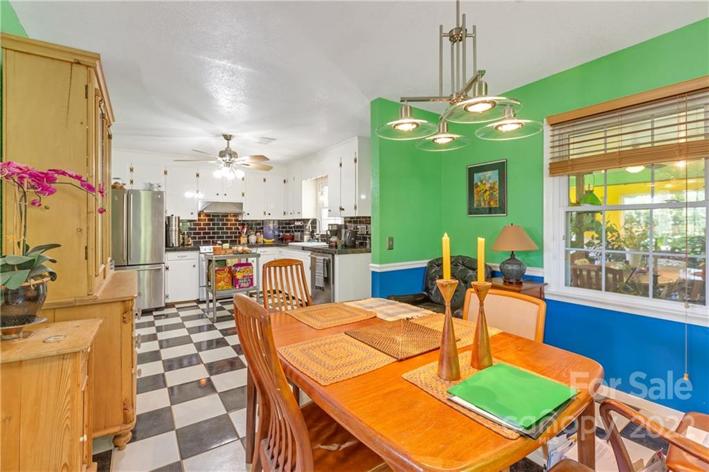 209 Sunset Drive Marion NC 28752
