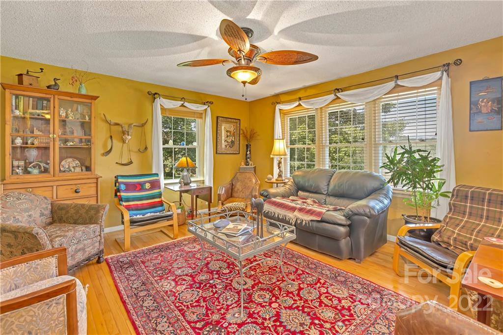 209 Sunset Drive Marion NC 28752
