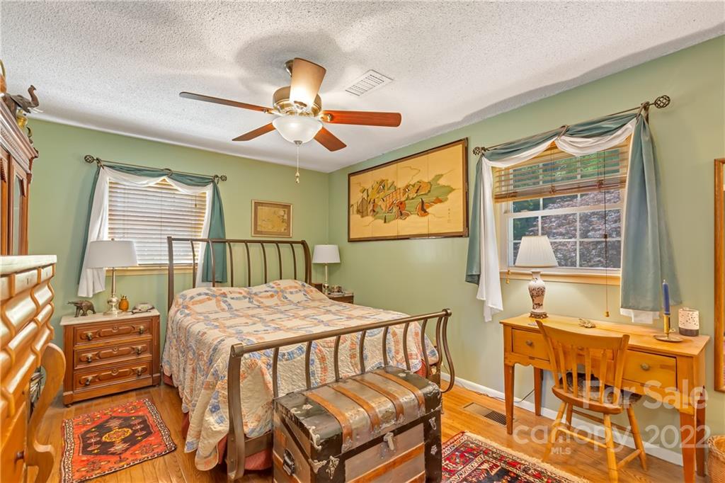 209 Sunset Drive Marion NC 28752