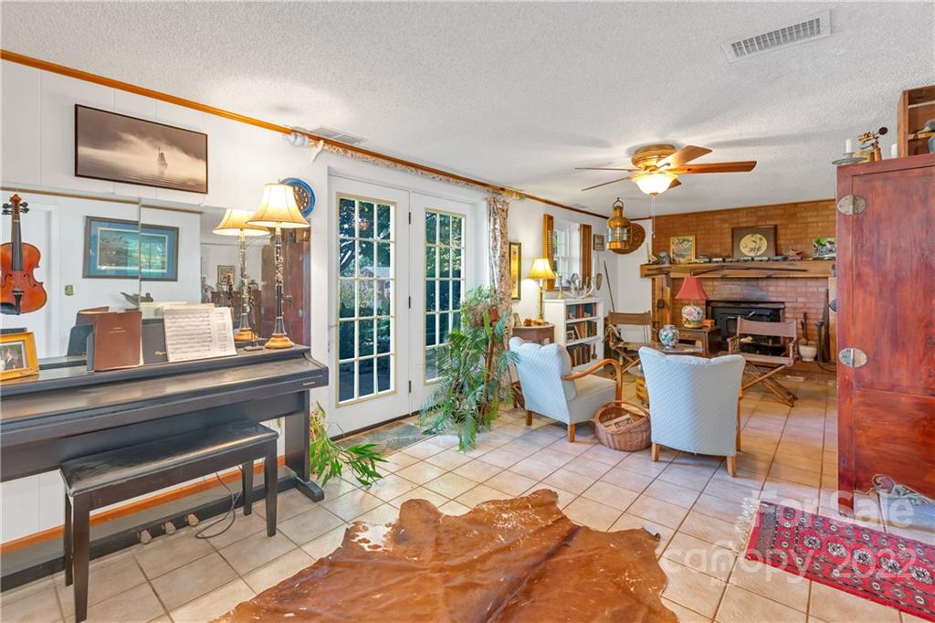 209 Sunset Drive Marion NC 28752