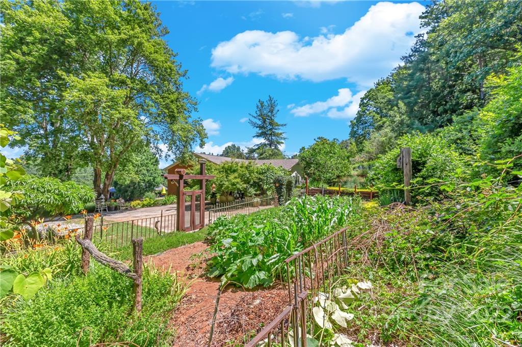 209 Sunset Drive Marion NC 28752