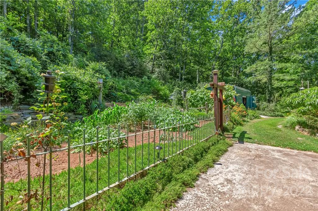 209 Sunset Drive Marion NC 28752