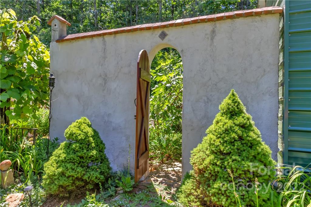 209 Sunset Drive Marion NC 28752
