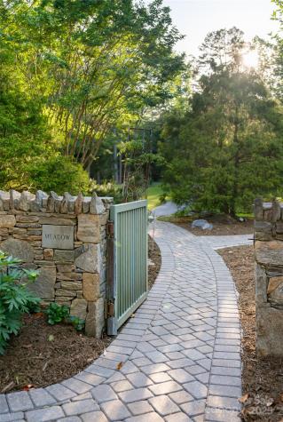 268 Holly Arbor Lane Asheville NC 28803