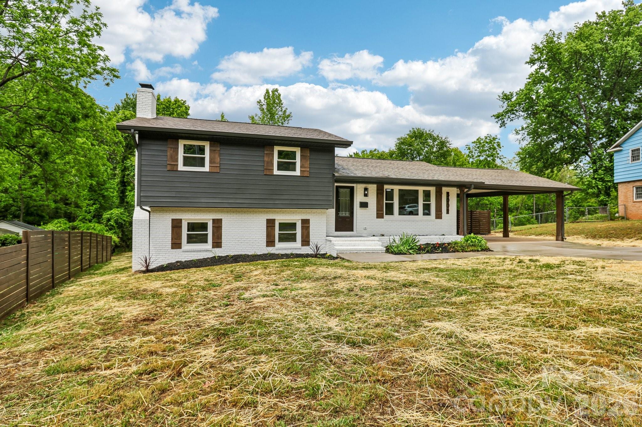 5009 Greenbrook Drive Charlotte NC 28205