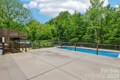 5009 Greenbrook Drive Charlotte NC 28205
