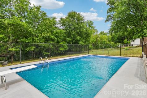 5009 Greenbrook Drive Charlotte NC 28205