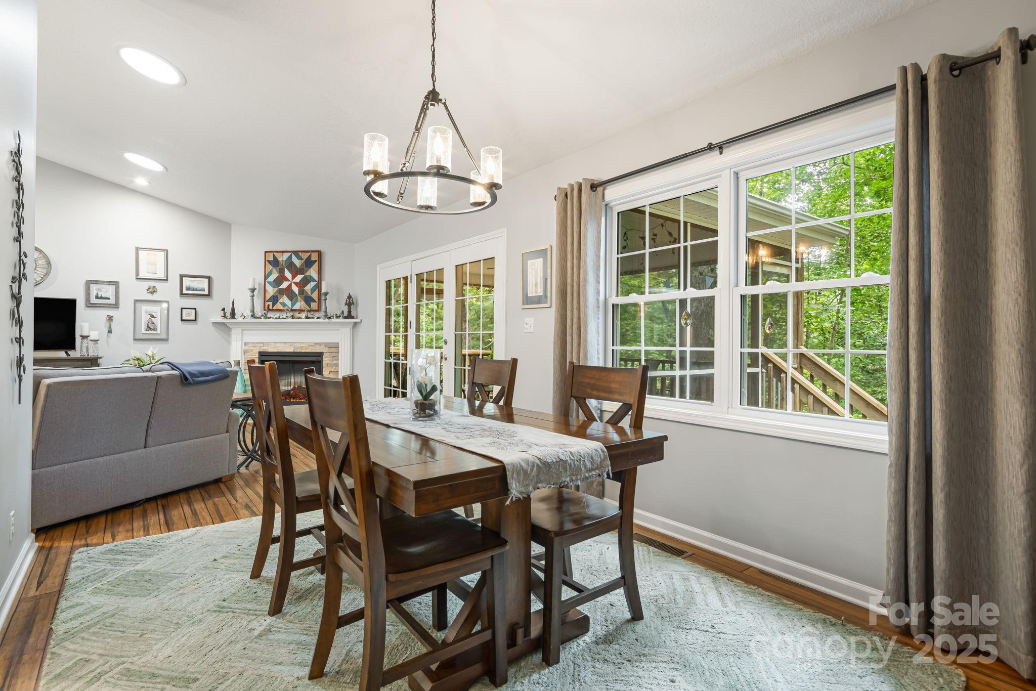 12 New Cross South Asheville NC 28805