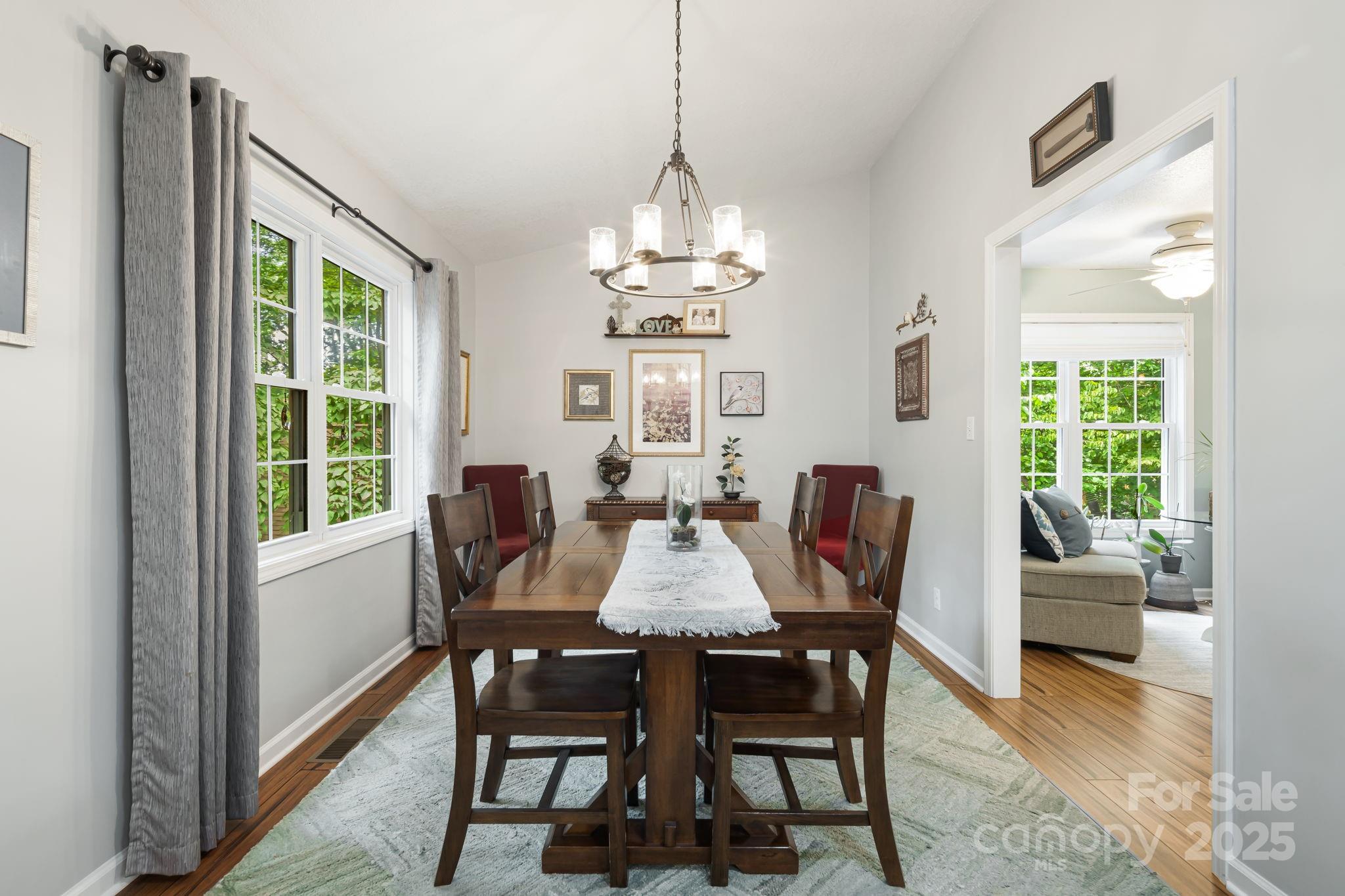 12 New Cross South Asheville NC 28805