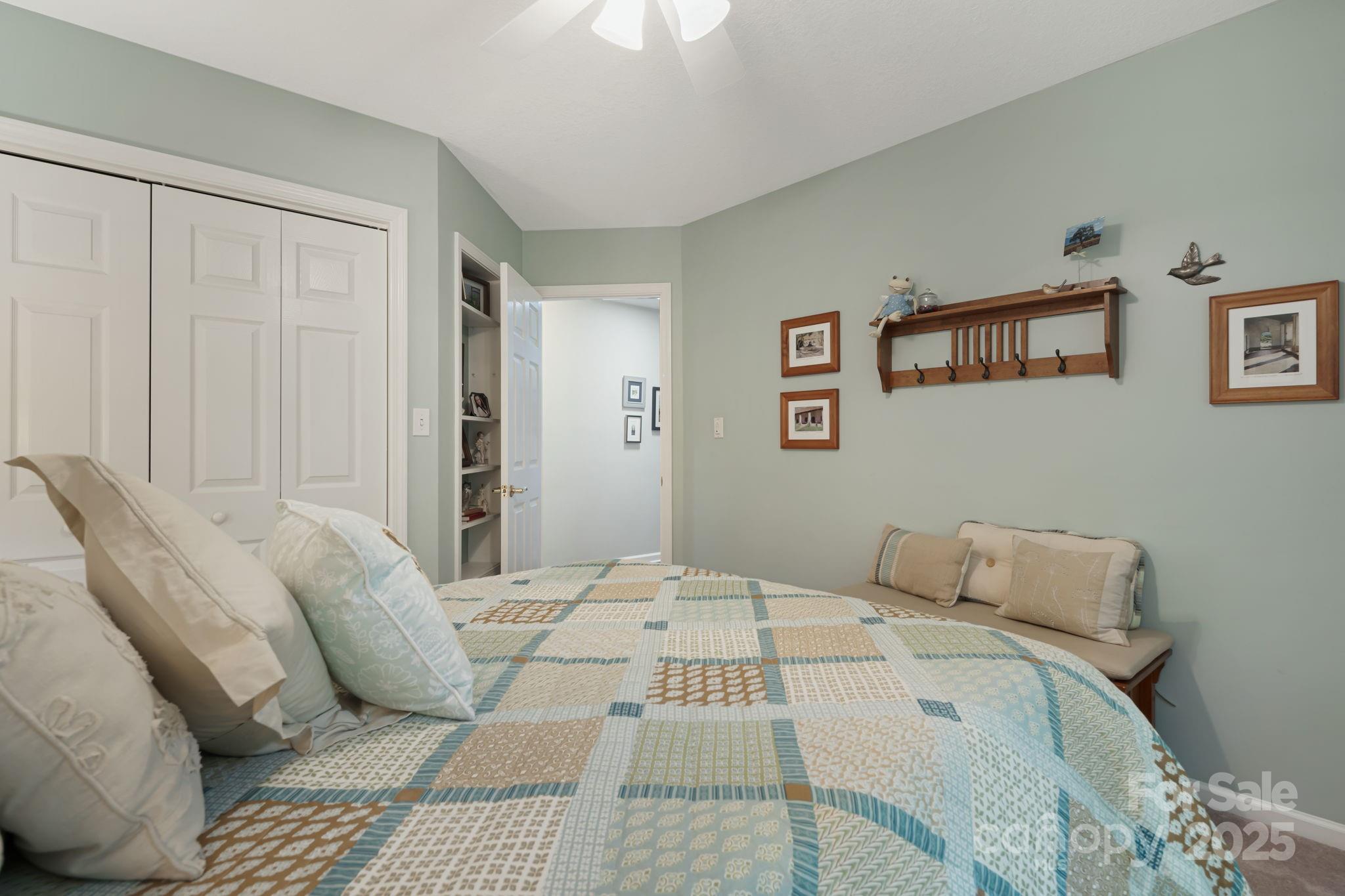 12 New Cross South Asheville NC 28805