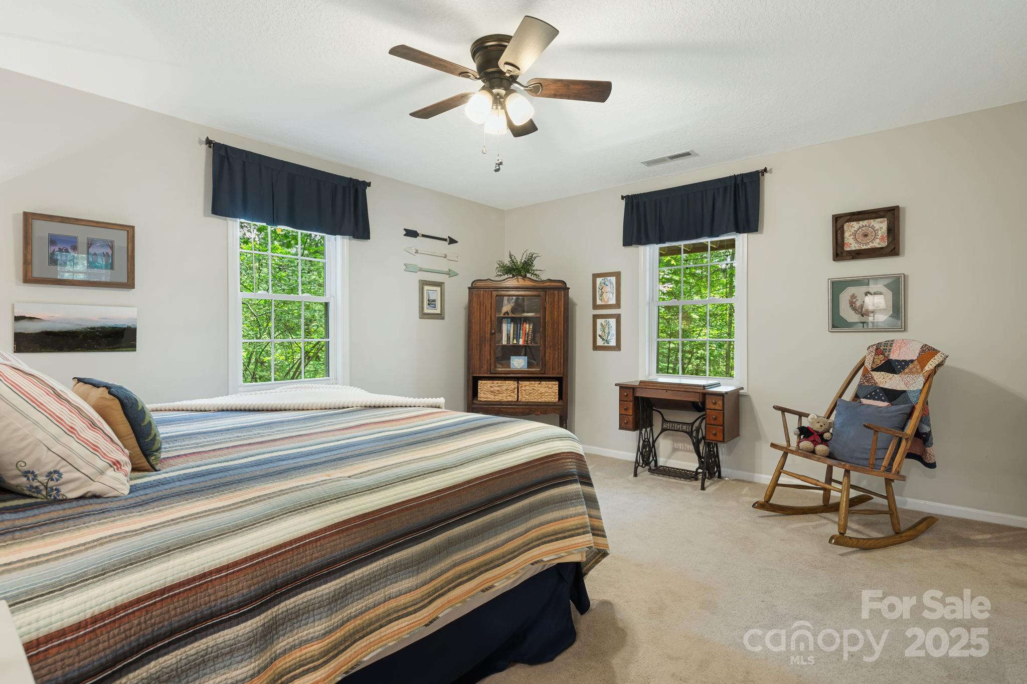 12 New Cross South Asheville NC 28805