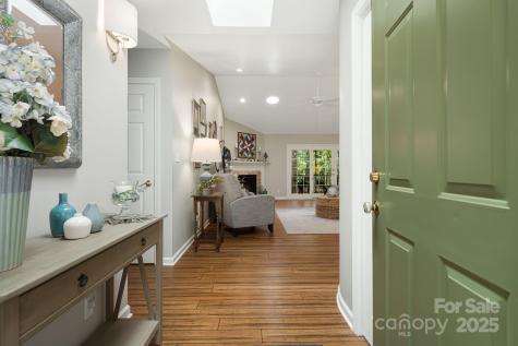 12 New Cross South Asheville NC 28805