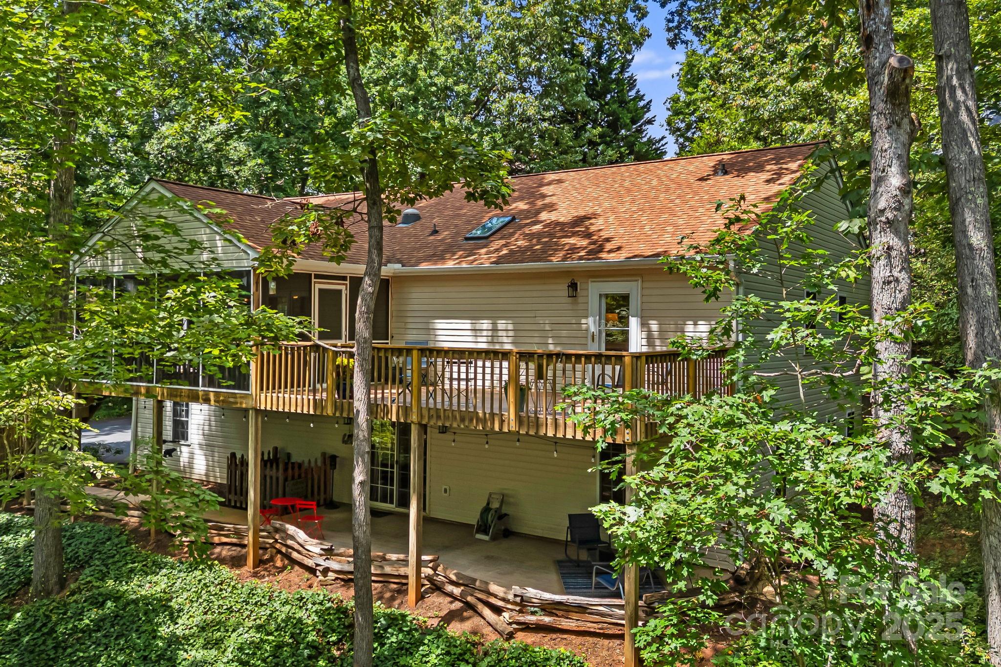 12 New Cross South Asheville NC 28805