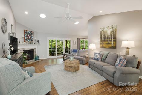 12 New Cross South Asheville NC 28805