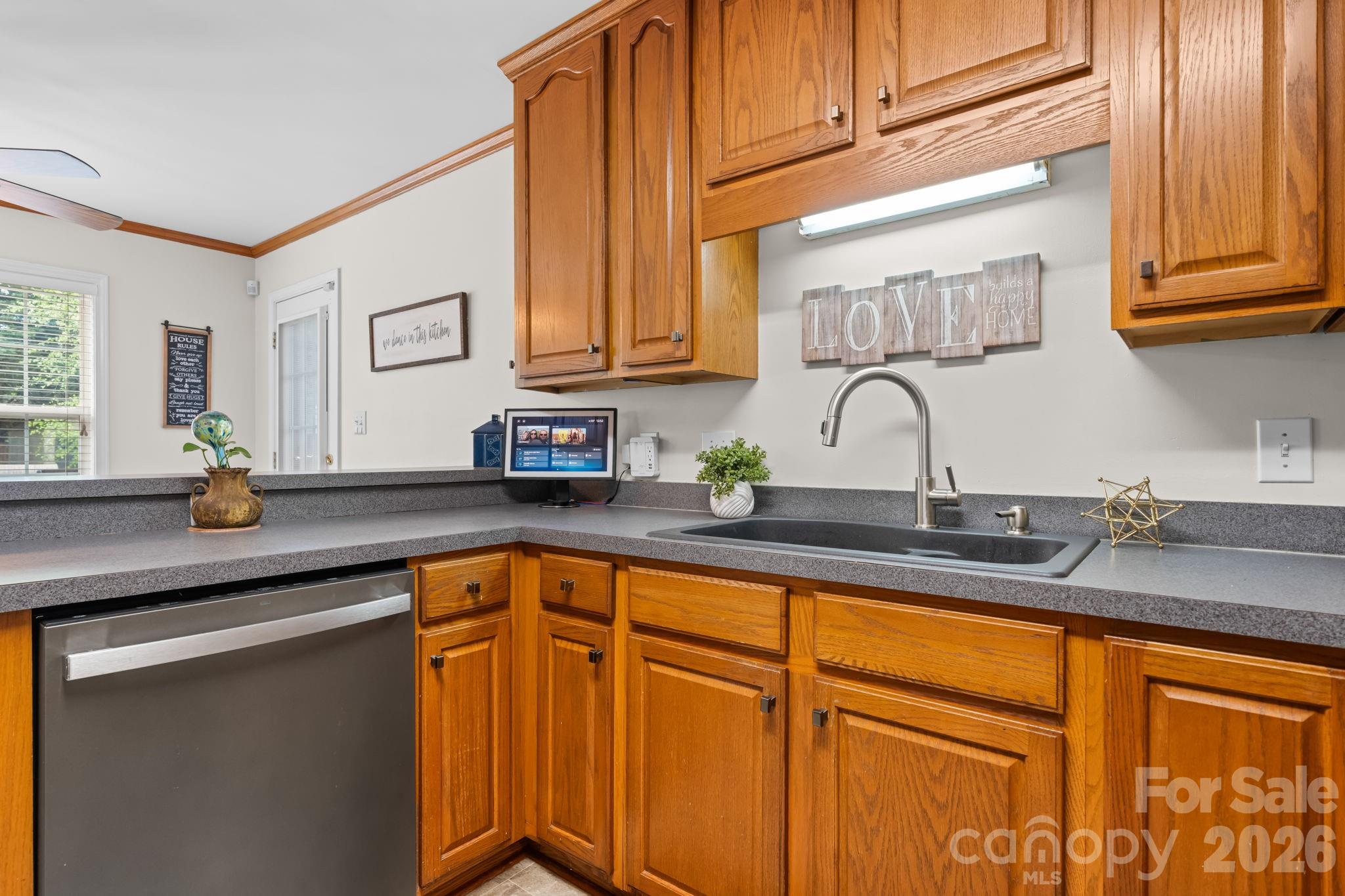 3534 47th Avenue Place NE Hickory NC 28601