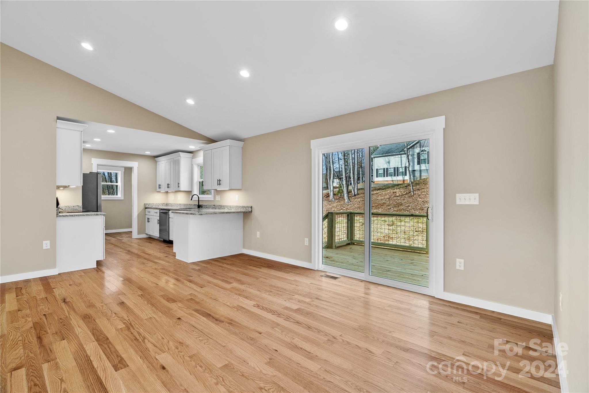 111 Miracle Ridge Way Candler NC 28715