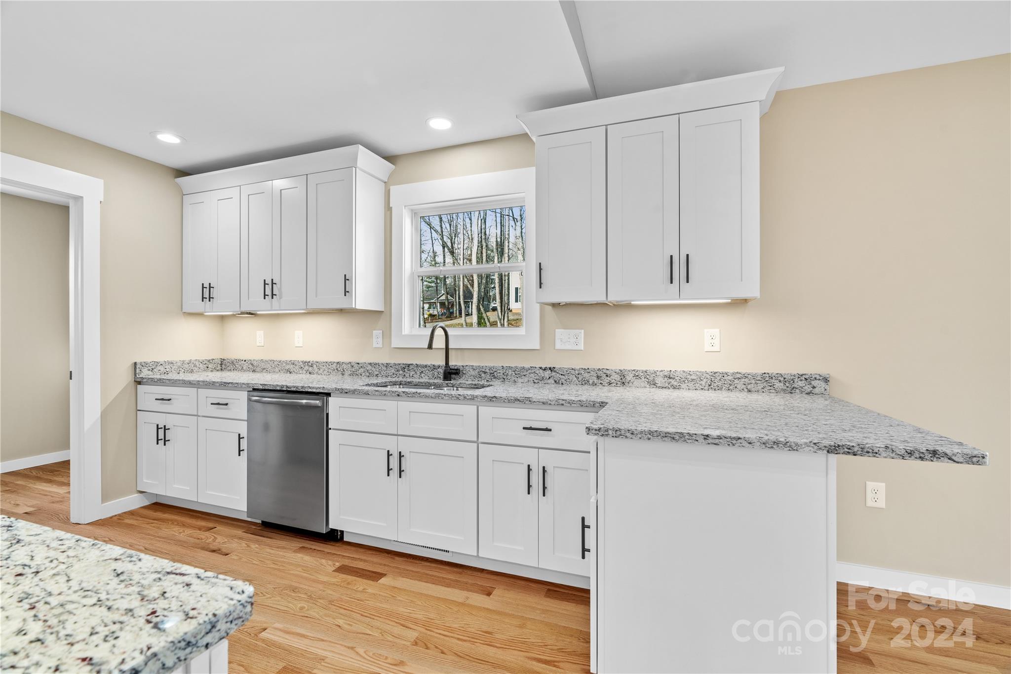 111 Miracle Ridge Way Candler NC 28715
