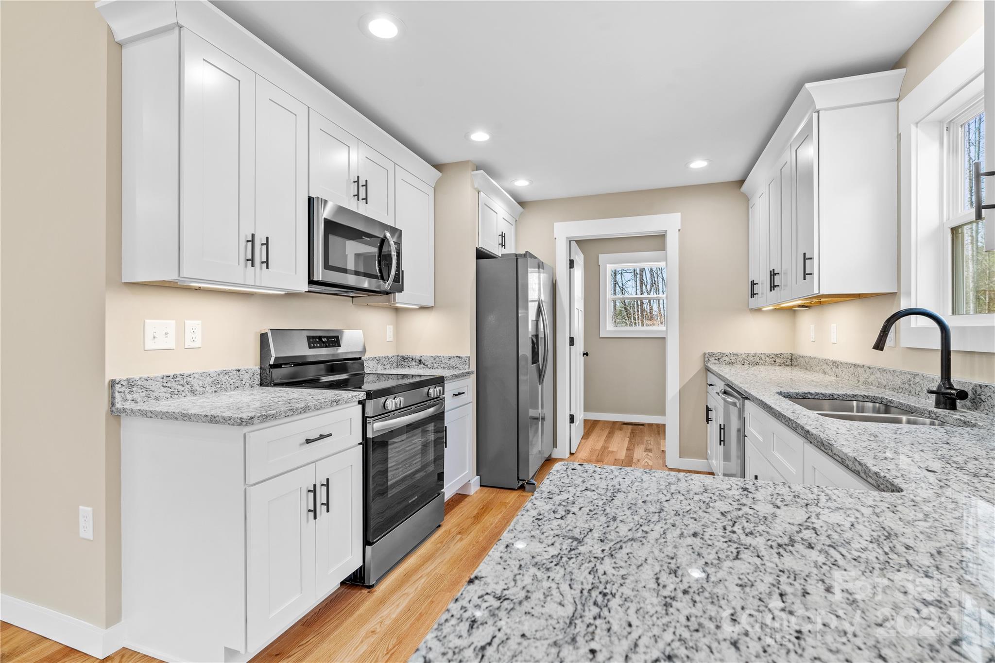 111 Miracle Ridge Way Candler NC 28715