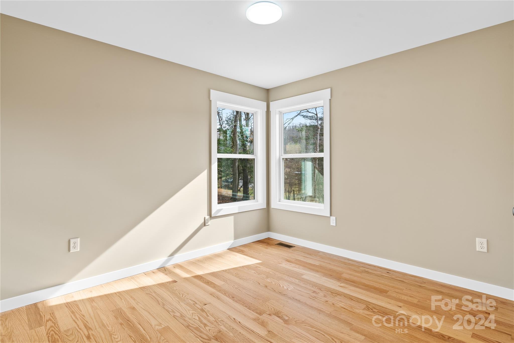 111 Miracle Ridge Way Candler NC 28715