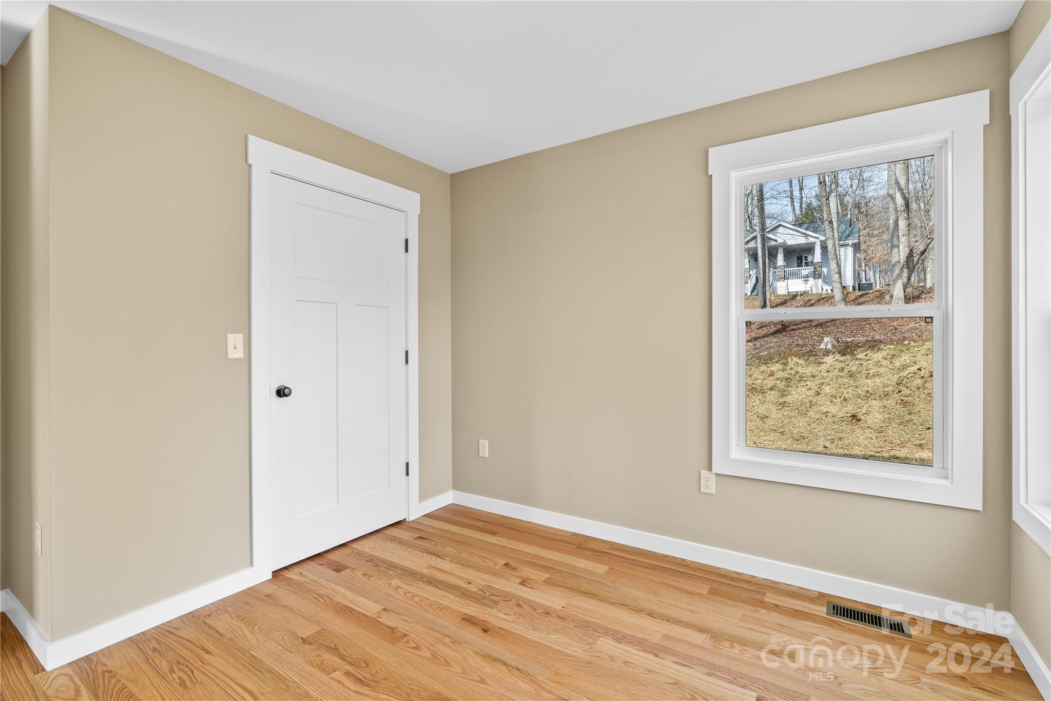 111 Miracle Ridge Way Candler NC 28715