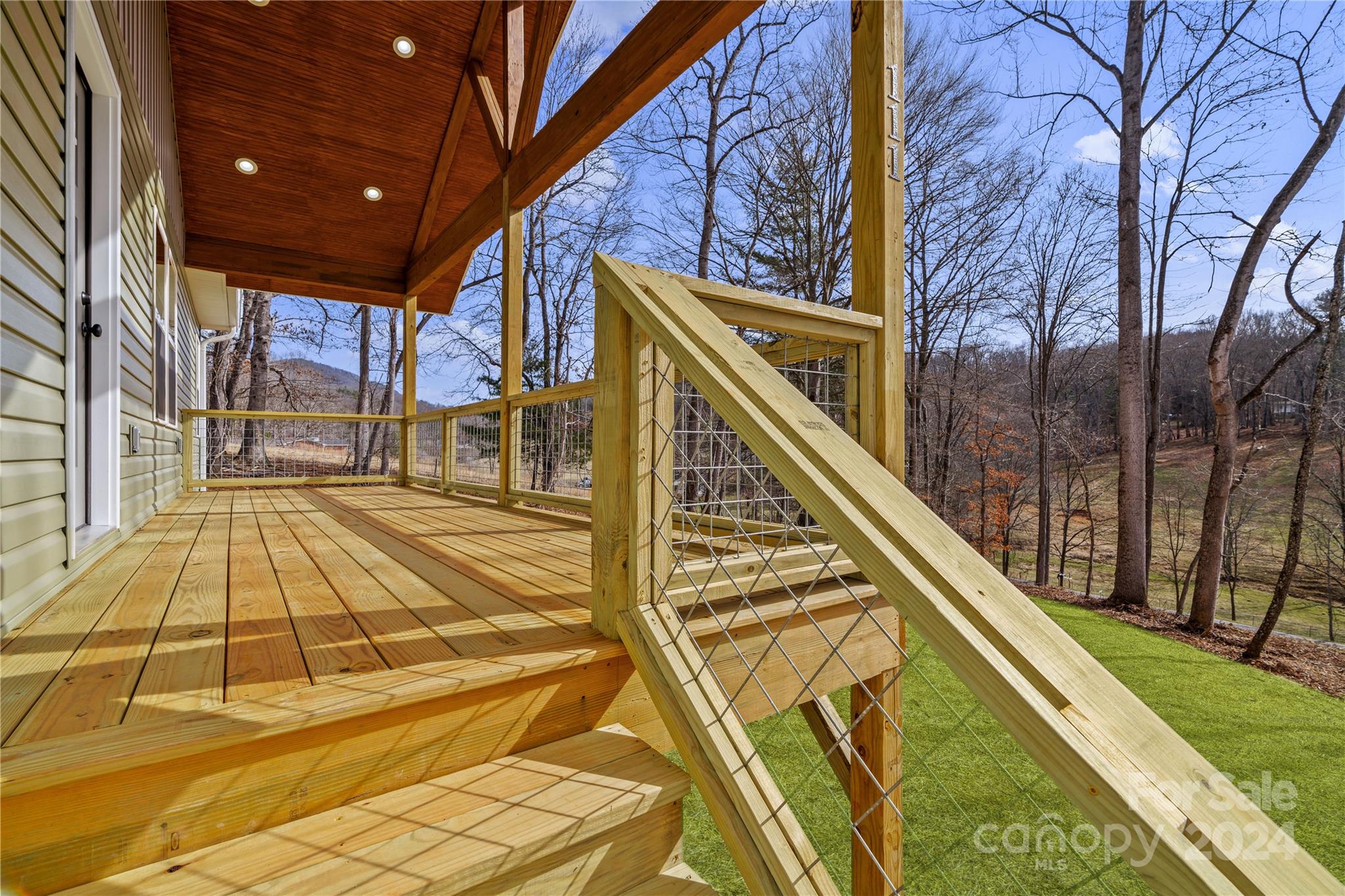 111 Miracle Ridge Way Candler NC 28715