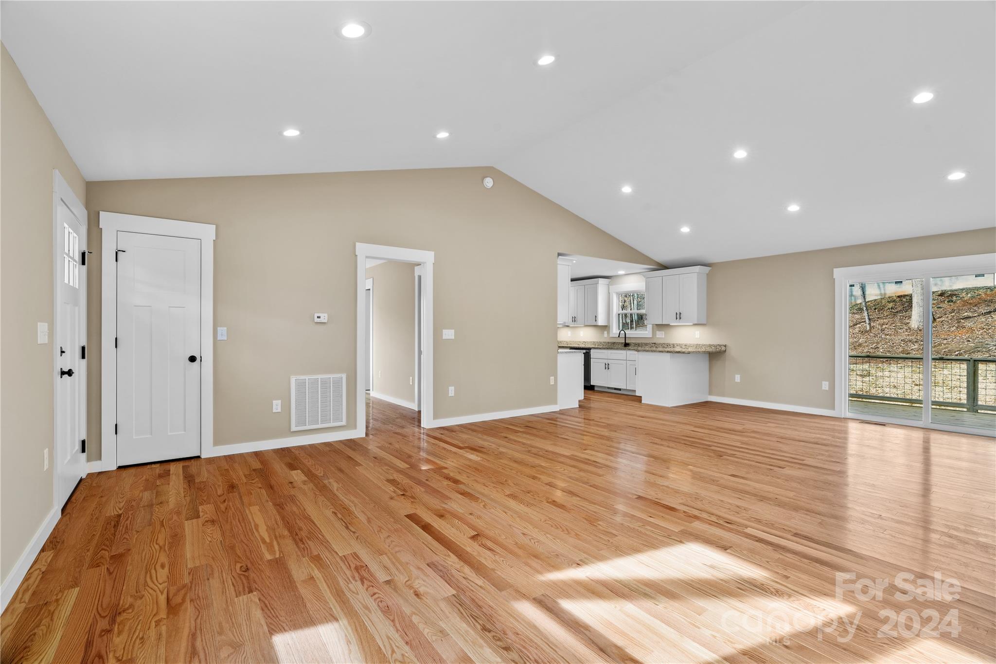 111 Miracle Ridge Way Candler NC 28715