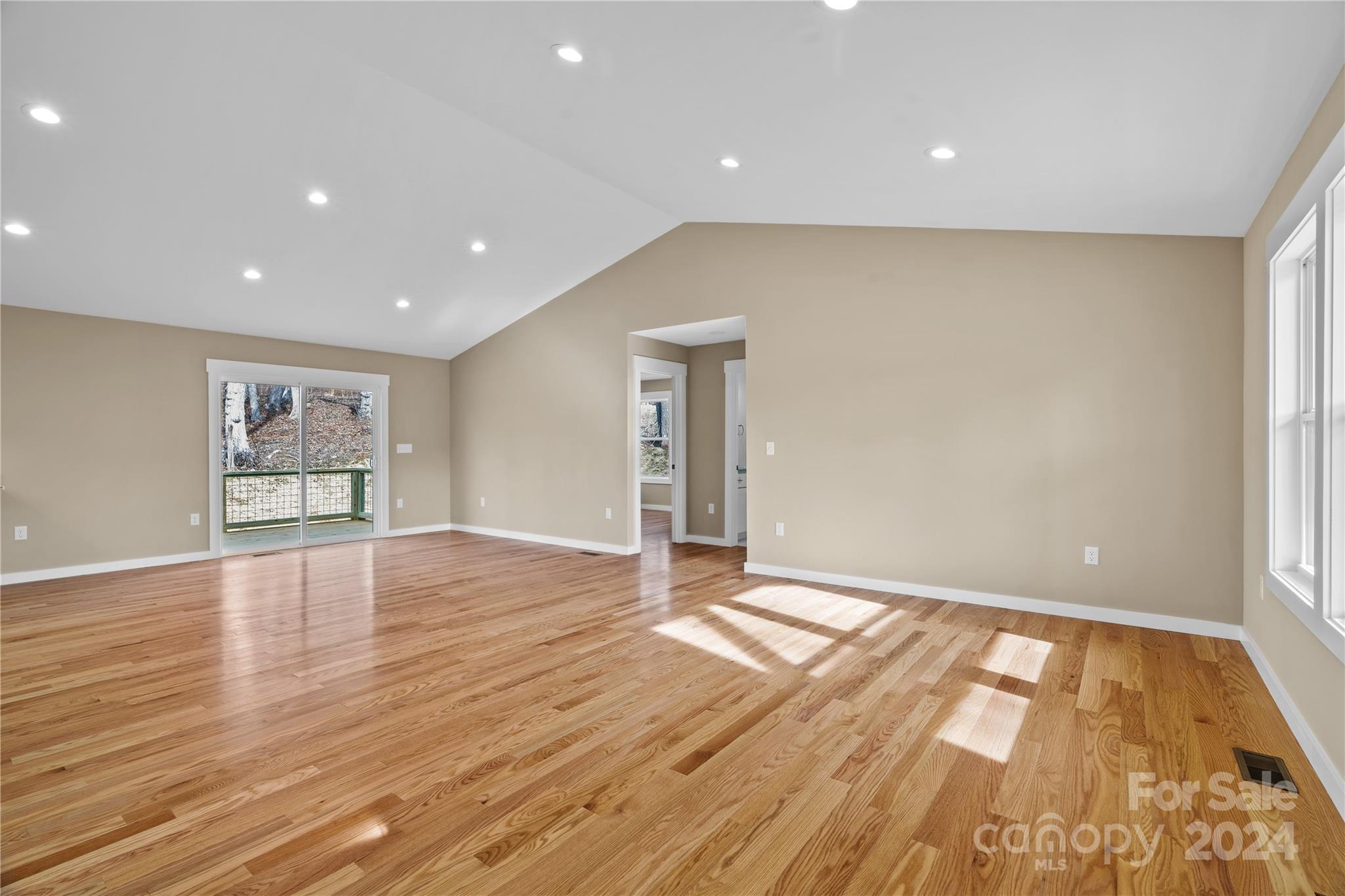 111 Miracle Ridge Way Candler NC 28715