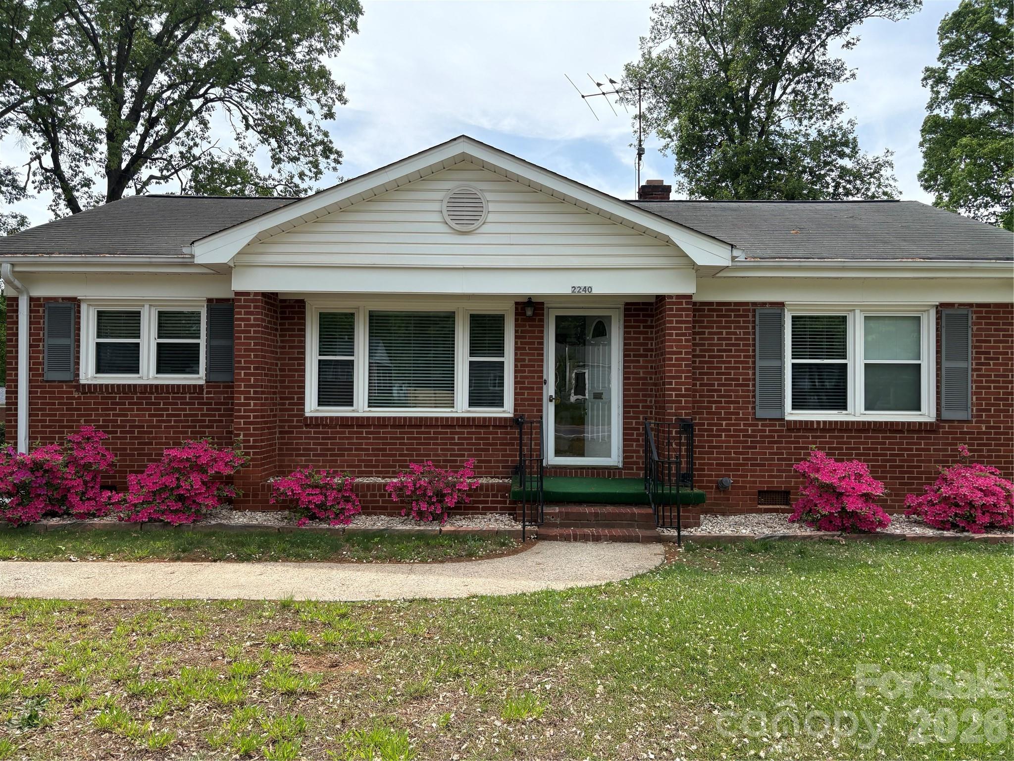 2240 Ashley Road Charlotte NC 28208