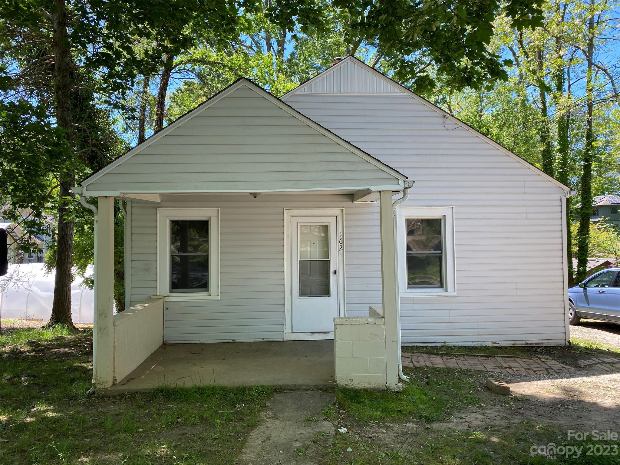 162 Burton Street Asheville NC 28806