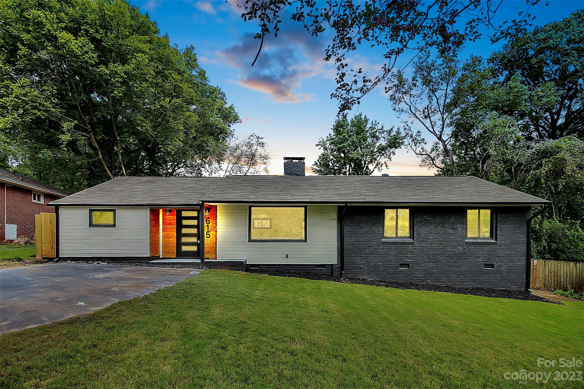 615 Manhasset Road Charlotte NC 28209