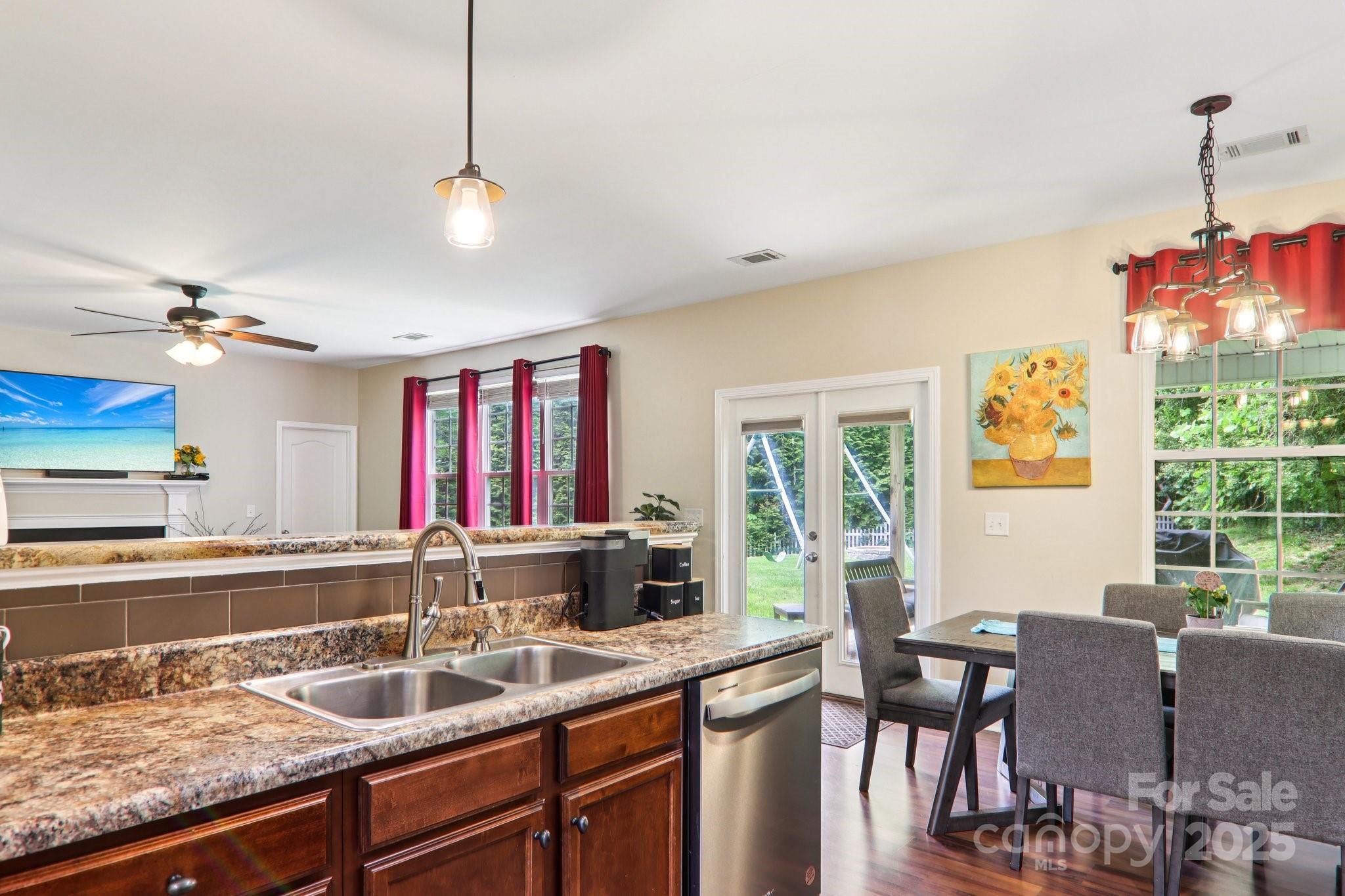 22 Streamside Drive Hendersonville NC 28791