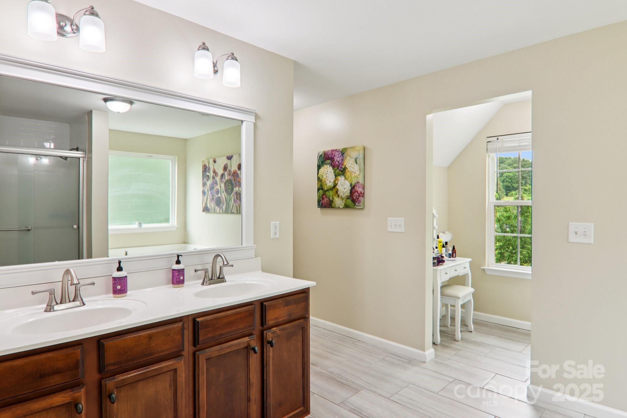 22 Streamside Drive Hendersonville NC 28791