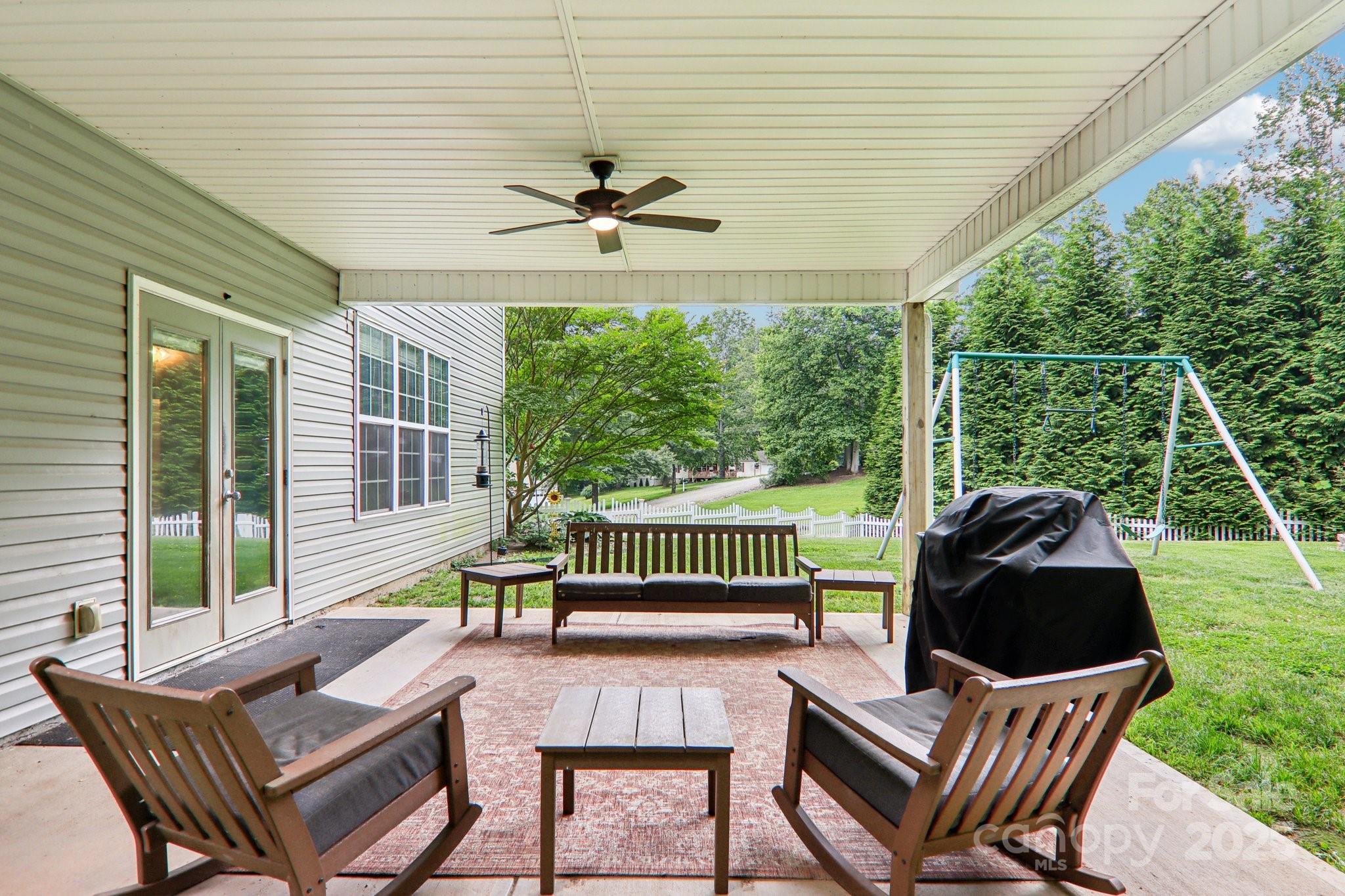 22 Streamside Drive Hendersonville NC 28791